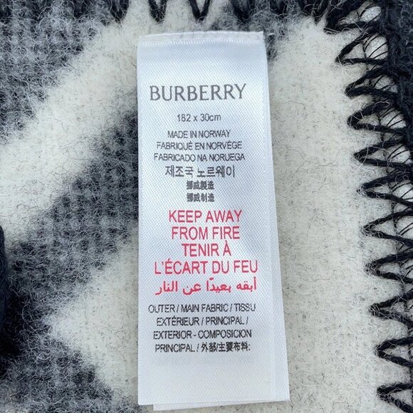 BURBERRY Check Wool Scarf Wool 100% Black 80792461 - Picture 7 of 9